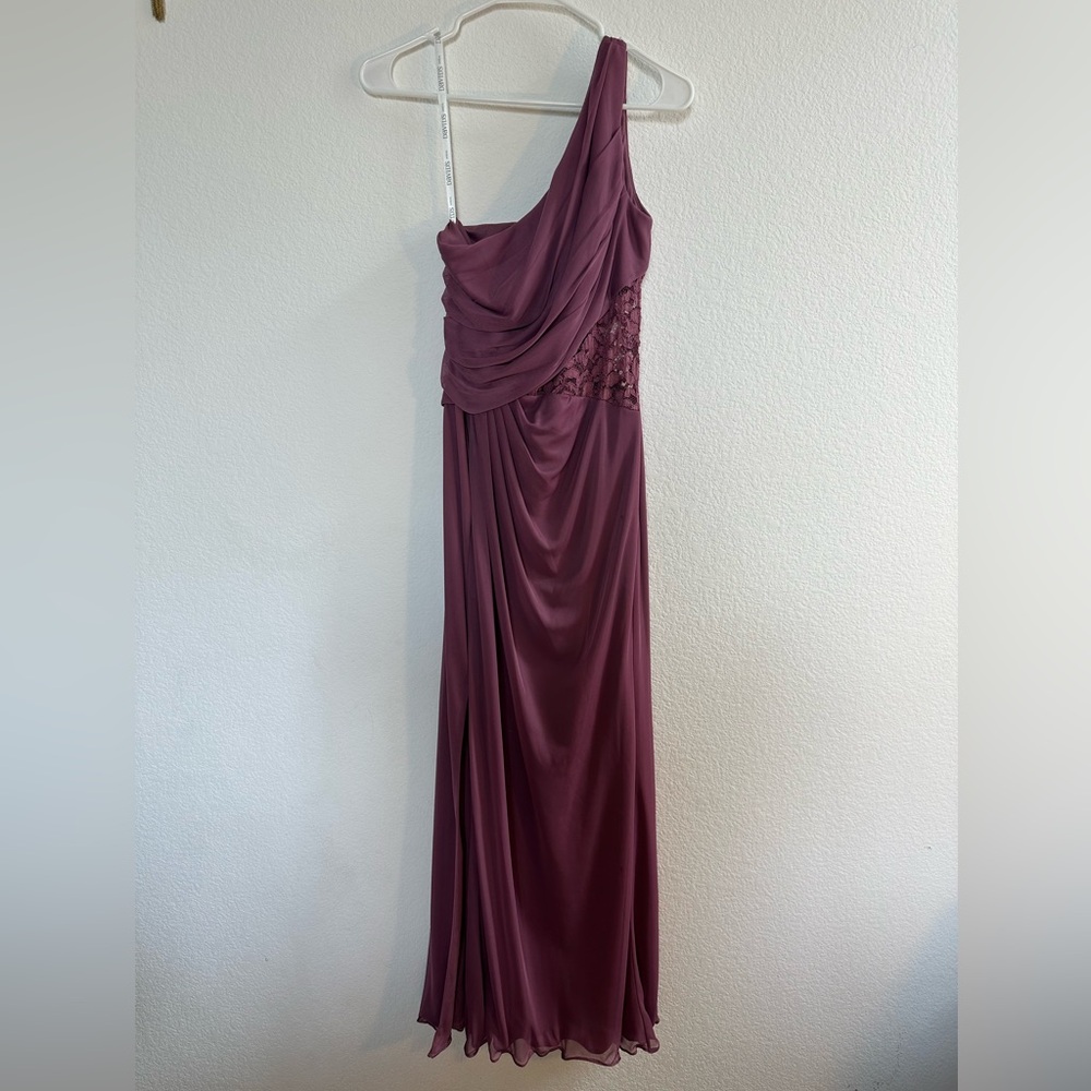 Elegant One-Shoulder Purple Evening Dress